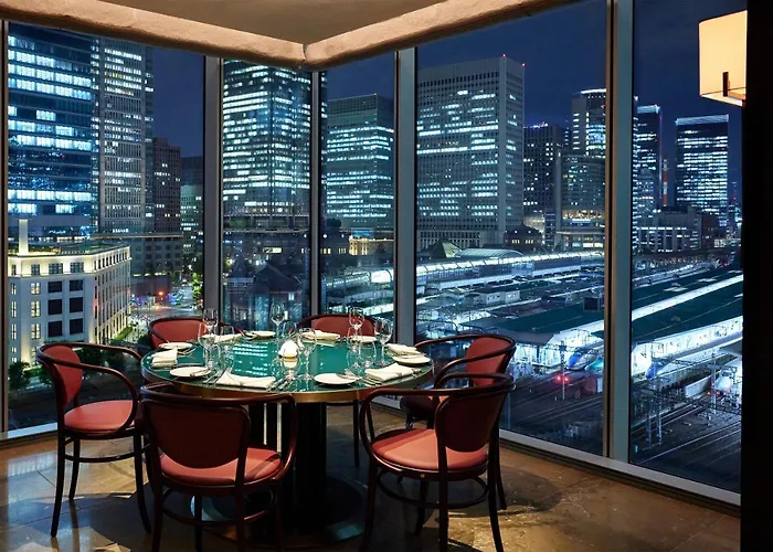 Four Seasons Hotel Tokyo At Marunouchi